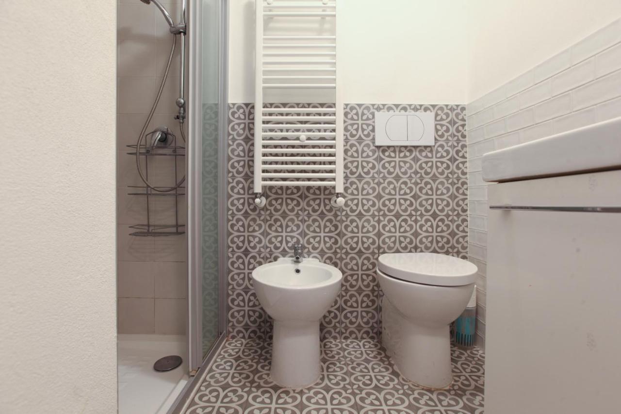 V.Le Certosa Comfy Studio! Apartment มิลาน ภายนอก รูปภาพ