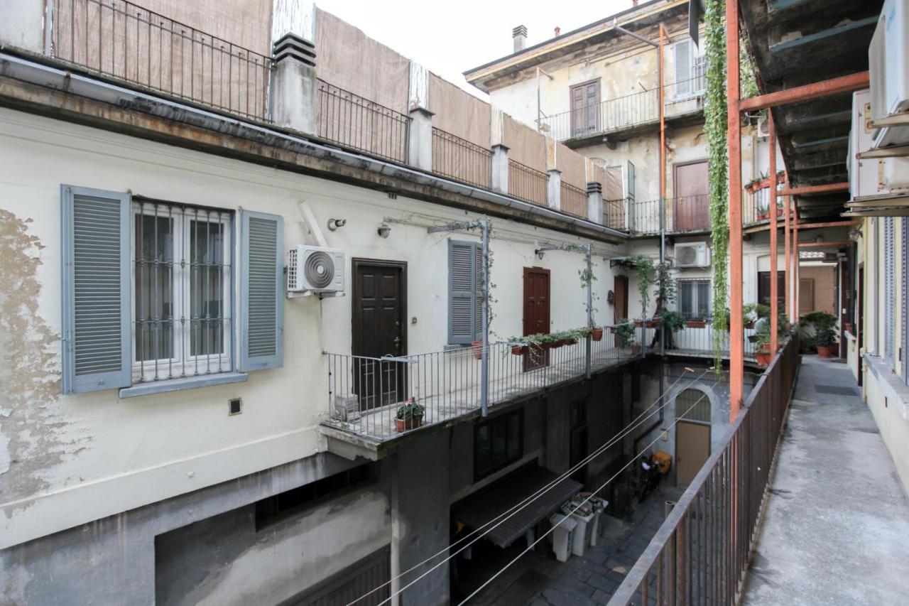 V.Le Certosa Comfy Studio! Apartment มิลาน ภายนอก รูปภาพ